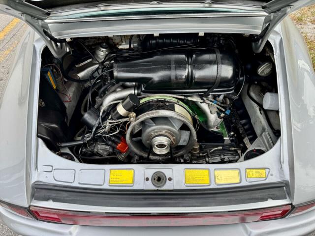 Porsche 911 image 4