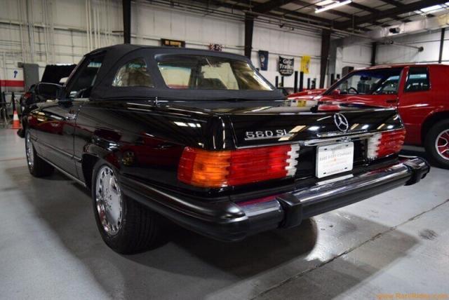 Mercedes Benz Sl 560 image 4