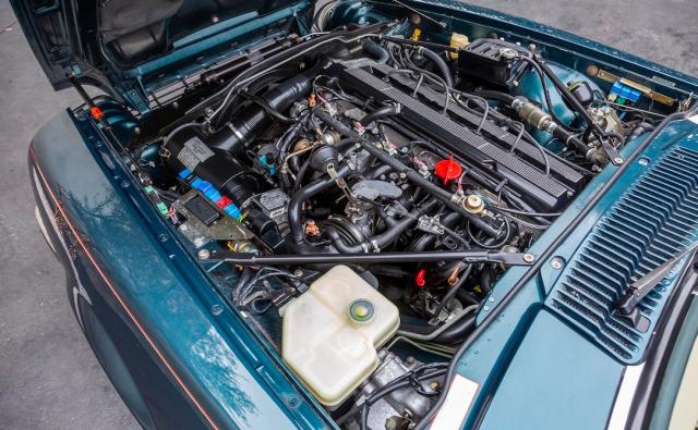 Jaguar Xjs image 1