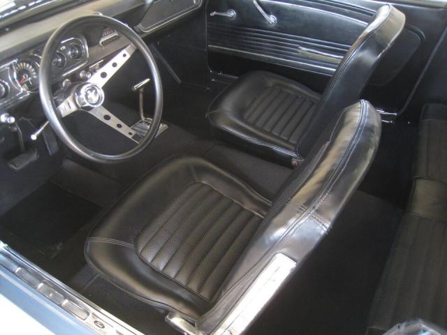 Ford Mustang image 4
