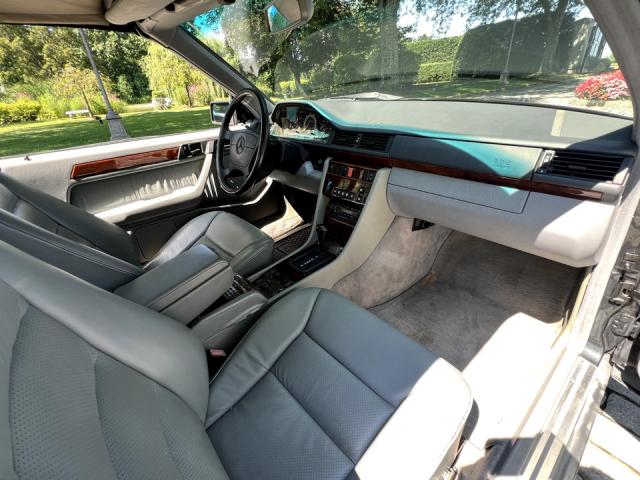 Mercedes Benz Ce 300 image 5