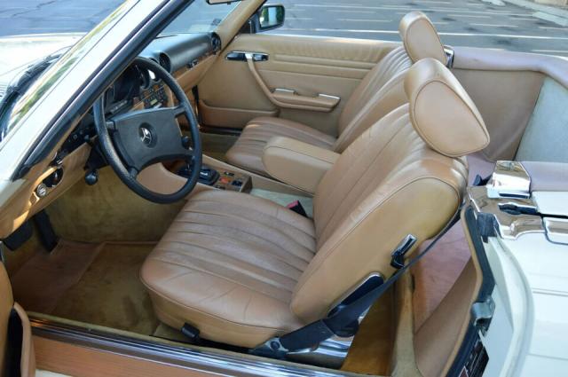 Mercedes Benz 380 image 2