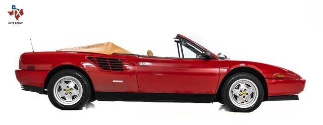Ferrari Mondial image 2