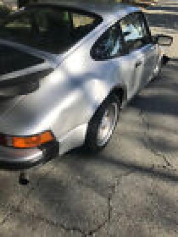 Porsche 911 image 5