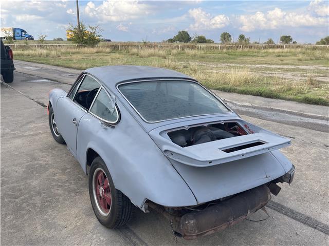 Porsche 911 image 4
