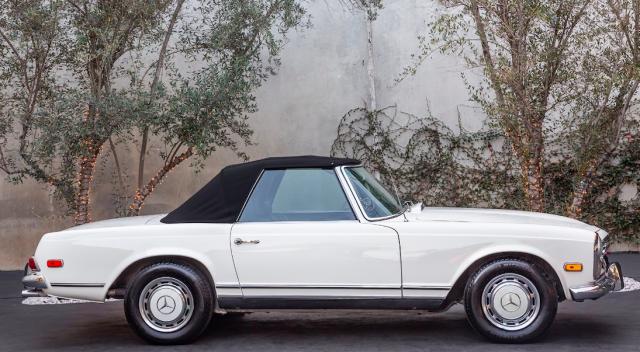 Mercedes Benz Sl 280 image 1