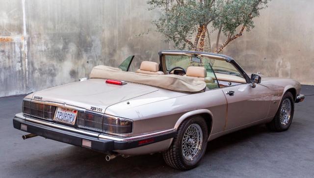 Jaguar Xjs image 5