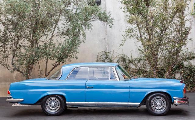 Mercedes Benz 250 image 3