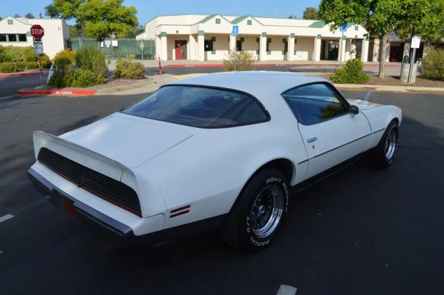 Pontiac Firebird image 2