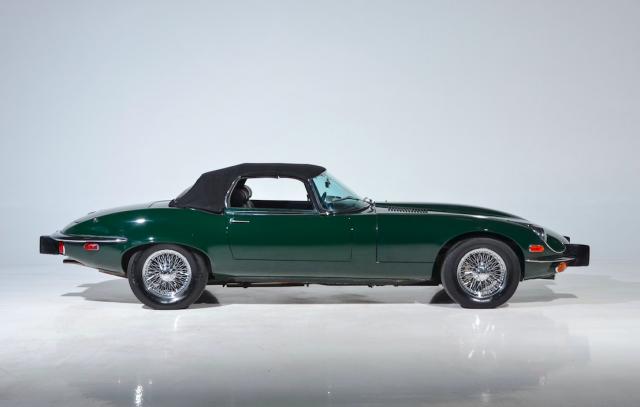 Jaguar E-Type image 3