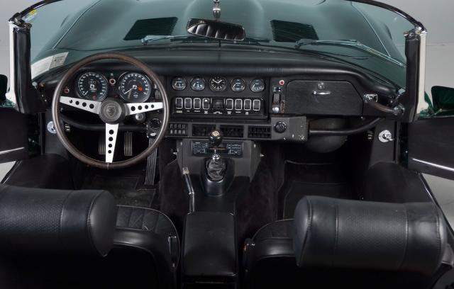 Jaguar E-Type image 4