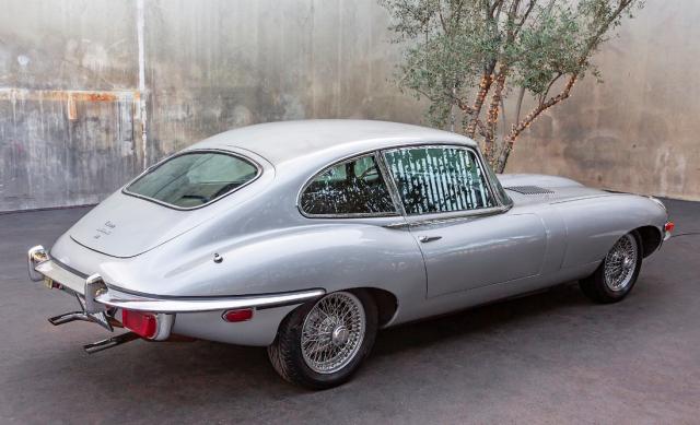 Jaguar E-Type image 3