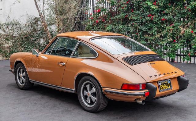 Porsche 911 image 3
