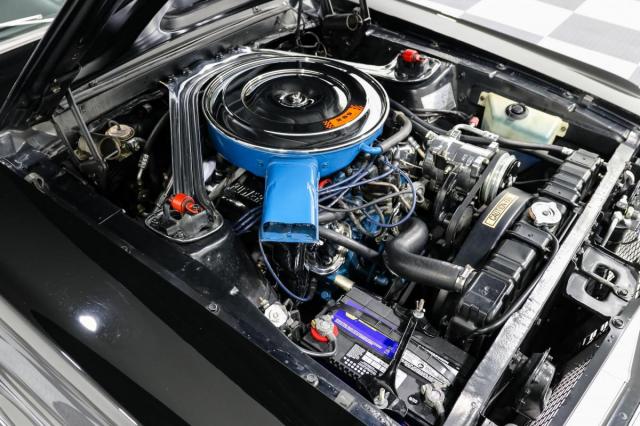 Ford Mustang image 4