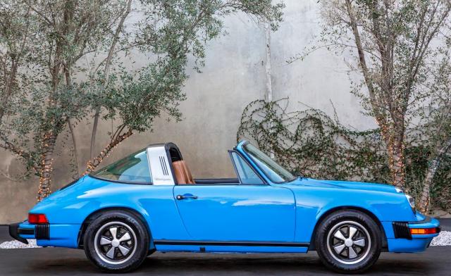 Porsche 911 image 3