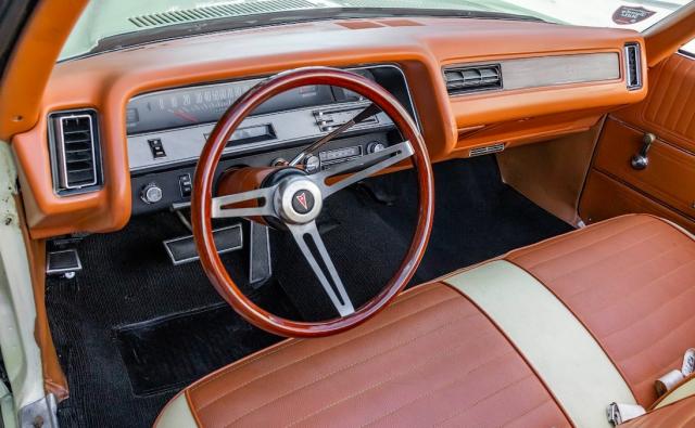 Pontiac Catalina image 5