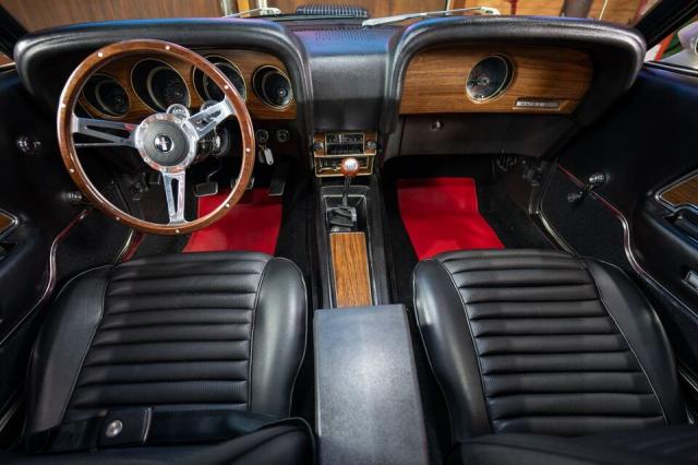 Ford Mustang image 4