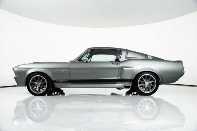 Ford Mustang image 1