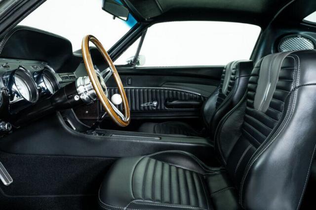 Ford Mustang image 3