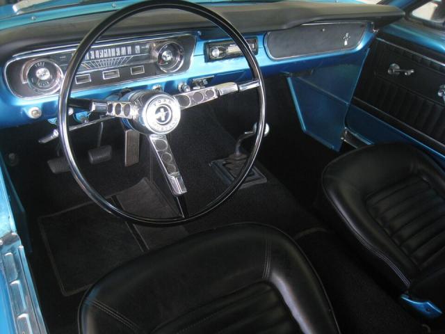 Ford Mustang image 4