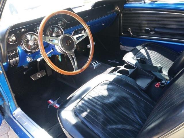 Ford Mustang image 2