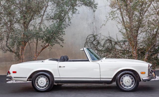 Mercedes Benz 280 image 4