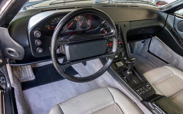 Porsche 928 image 4