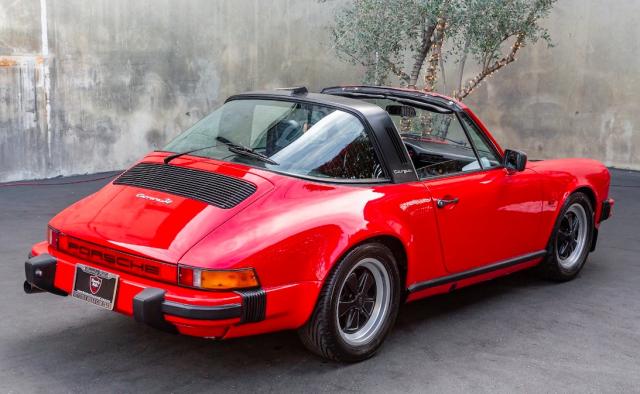 Porsche 911 image 3