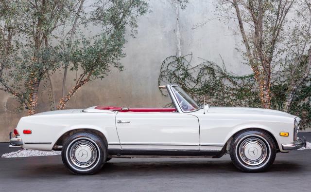 Mercedes Benz 230 image 5