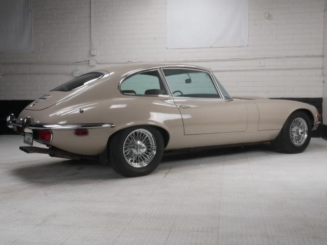 Jaguar Xk image 2