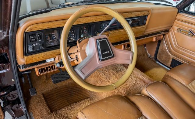 Jeep Wagoneer image 3
