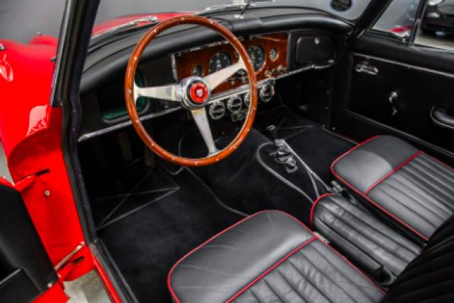 Jaguar Xk image 6