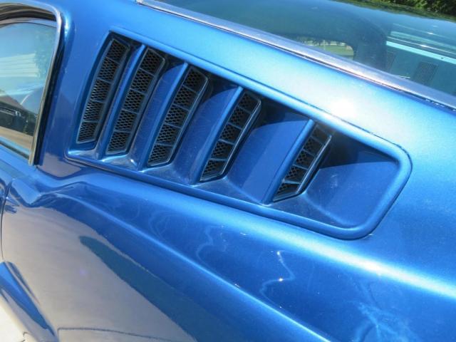 Ford Mustang image 9