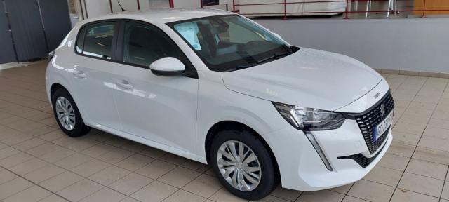 Peugeot 208 image 1