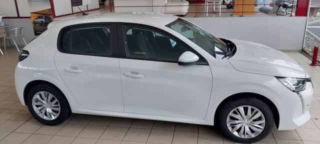 Peugeot 208 image 6