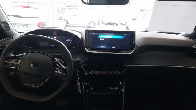 Peugeot 2008 image 4