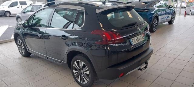 Peugeot 2008 image 6