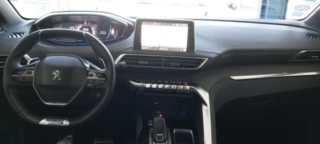 Peugeot 3008 image 1