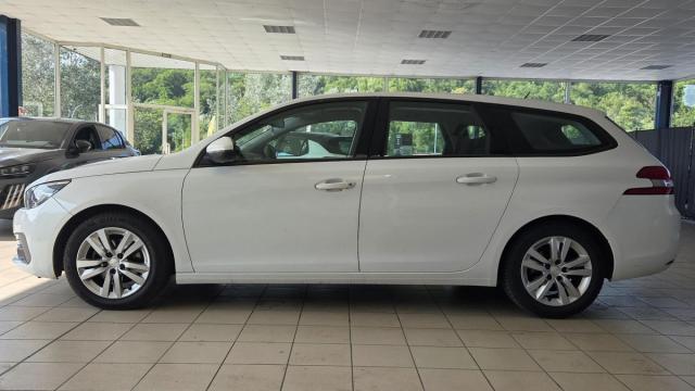 Peugeot 308 image 6