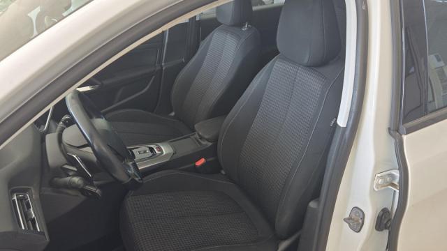Peugeot 308 image 5