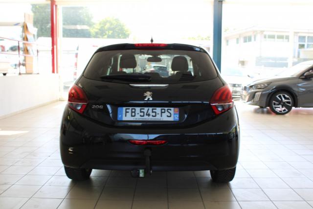 Peugeot 208 image 5