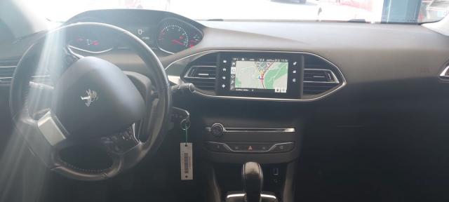 Peugeot 308 image 6