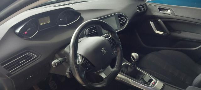 Peugeot 308 image 4