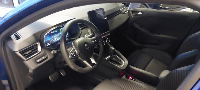 Renault Clio image 8