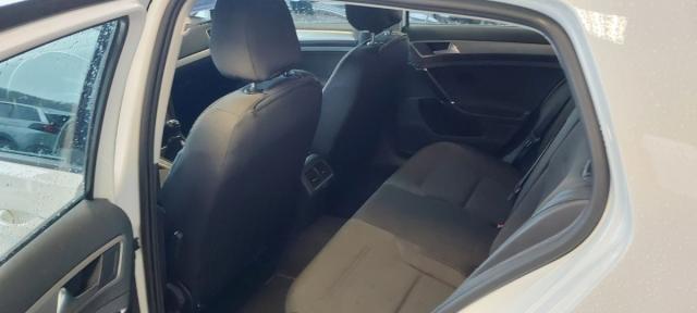 Volkswagen Golf image 6