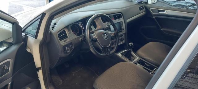 Volkswagen Golf image 4