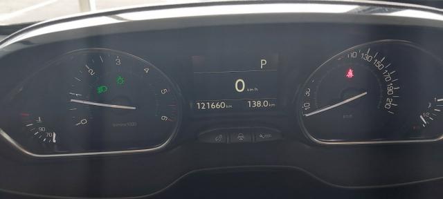 Peugeot 2008 image 4