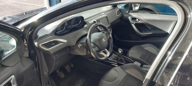 Peugeot 2008 image 7
