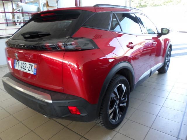 Peugeot 2008 image 2