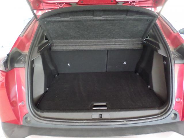 Peugeot 2008 image 6